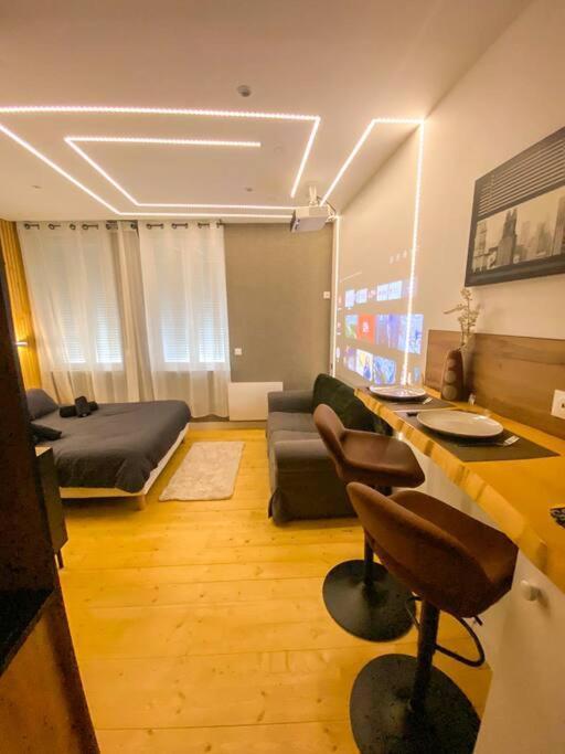 Le Pluvier D'Argent*Home Cinema Abbeville Exterior foto